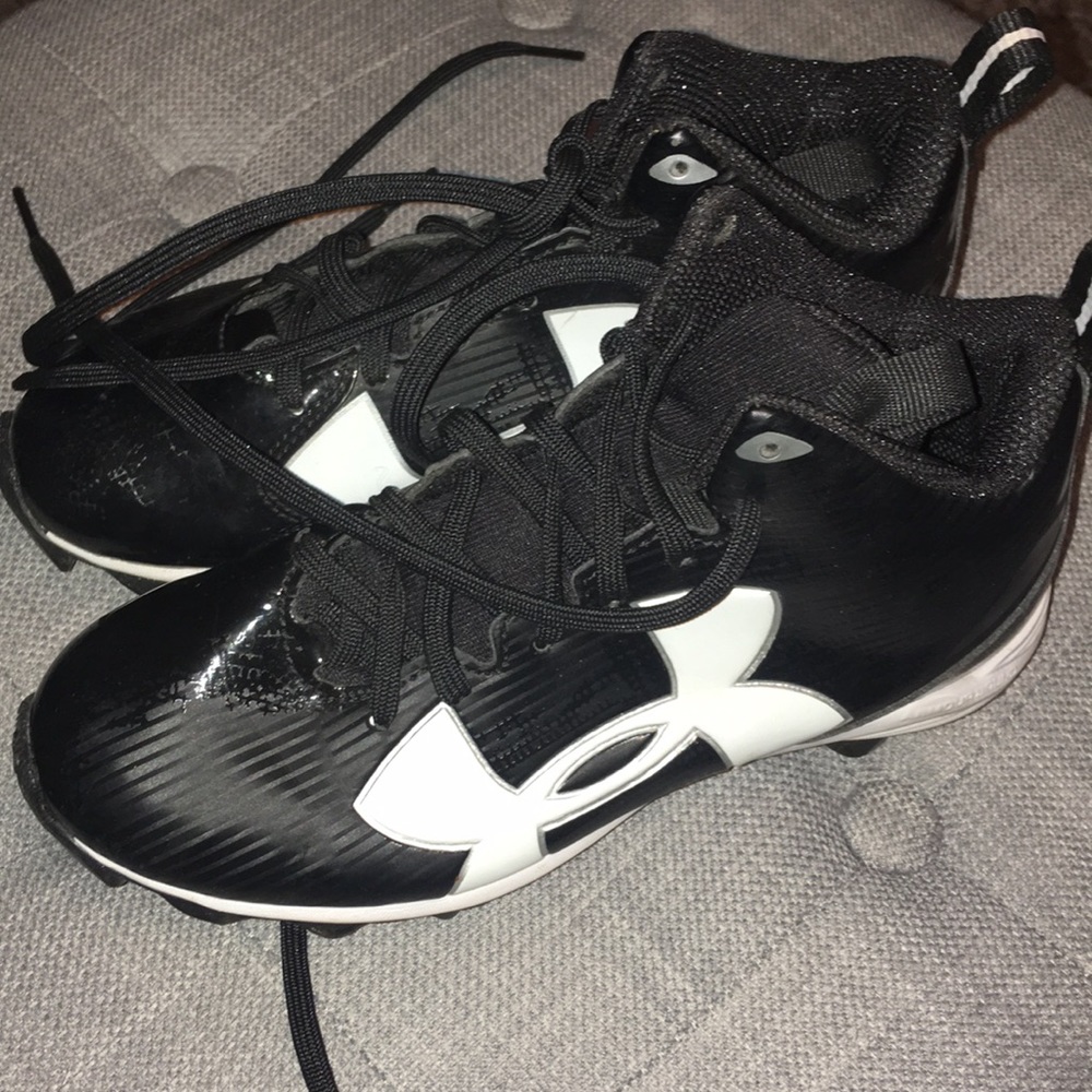 Football cleats brand new